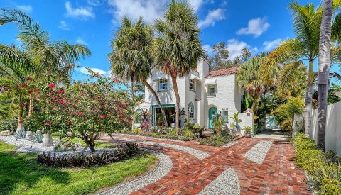 547 N Shore Dr